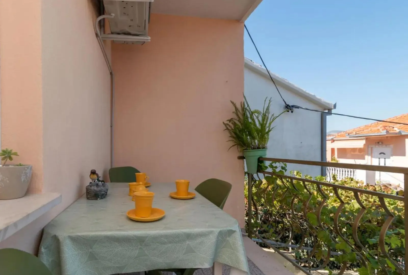 Ferienwohnung Melita Und Lara Trogir Croácia